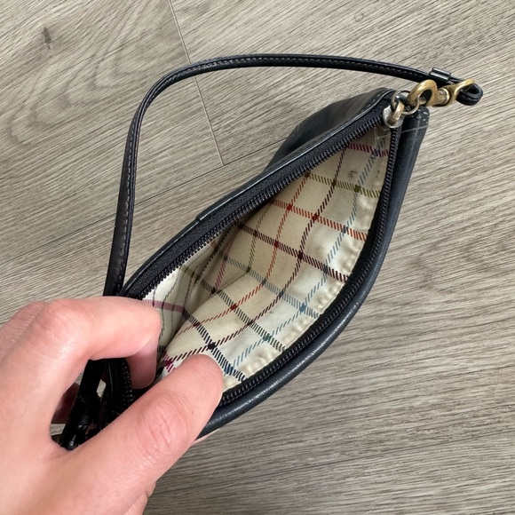 COACH Vintage Y2K Legacy Bleeker Leather Wristlet - Picture 5 of 6